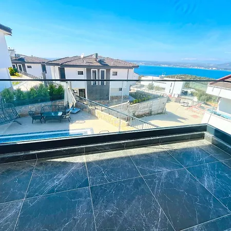 Akbuek Manzara G Villa *